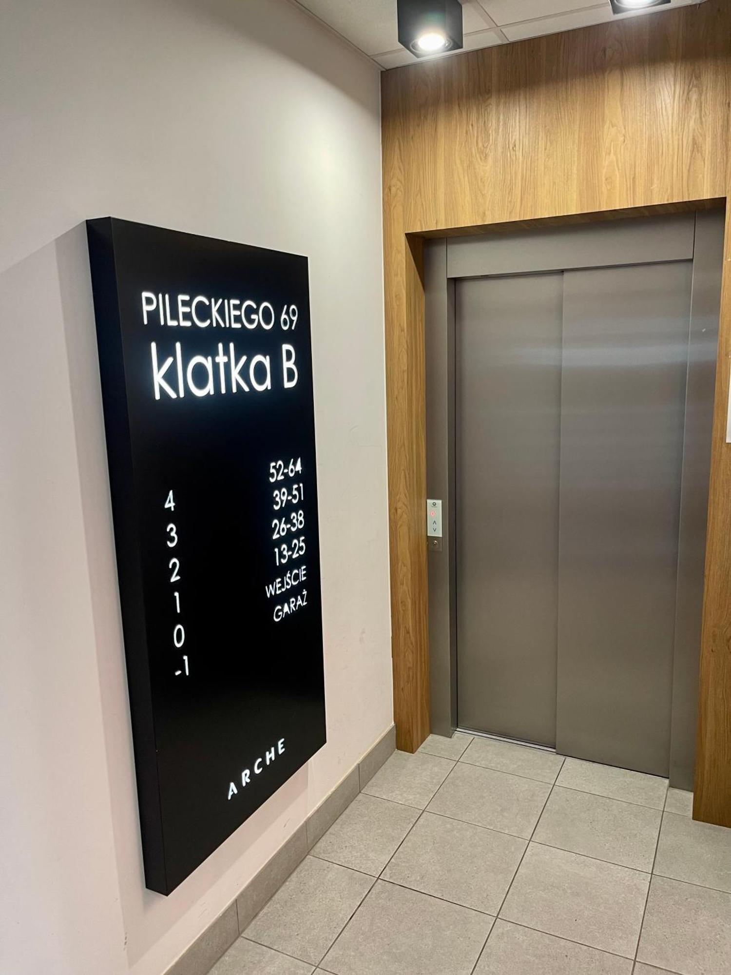 Time&House Pileckiego Przy Centrum Onkologi I Klinice Novum Apartament Na Wylacznosc Pokoj,Sypialnia,Lozko, Lazienka,Kuchnia Apartment Varşovia Exterior foto
